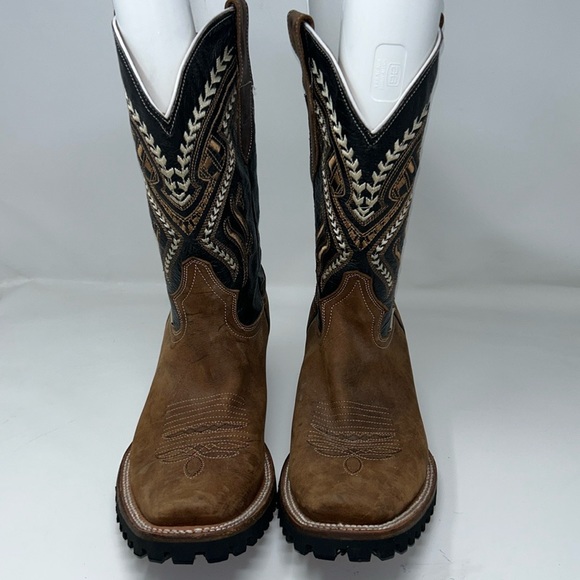 Custom Cowboy Boots - Picture 2 of 12